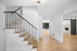 140 Bluff - Photo 3