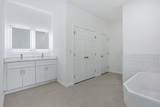 1502 Venetian Drive, Sw - Photo 23
