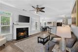 2456 Arcadia Drive - Photo 2