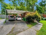 1035 Stoneybrook Road - Photo 3