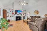 905 Daisy Lane - Photo 11