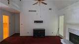 911 Stonemill Manor - Photo 4