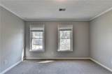 709 Flowers Crossing - Photo 32