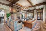 761 Woodvale Point - Photo 80