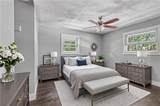 924 Greenbriar Place - Photo 13