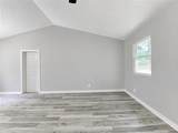 1018 Wayne Drive - Photo 9