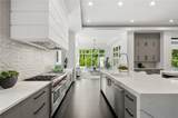 5211 Powers Ferry Road - Photo 17