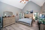 1011 Lakeside Court - Photo 10
