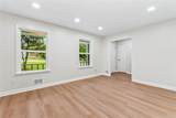 204 Groveland Drive - Photo 14
