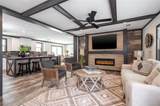 326 Thomas Street - Photo 2