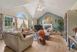 1030 Queensbury Run - Photo 2