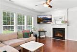 821 Poplar Terrace - Photo 10