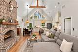 1608 Thompson Lane - Photo 8
