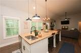 2033 Lakeview Parkway - Photo 17