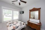 2033 Lakeview Parkway - Photo 49