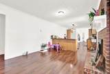 2122 Colonial Oak Way - Photo 14