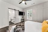 2166 Montrose Avenue - Photo 15
