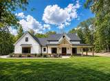 16 Stratford Way - Photo 1