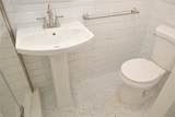 586 Glochester Place - Photo 20