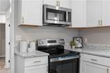 118 Perry Street - Photo 9