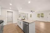 2593 Walton Way - Photo 15