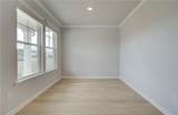 261 Chiswick Loop - Photo 5