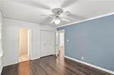 955 Vistavia Circle - Photo 17