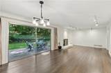 955 Vistavia Circle - Photo 2