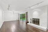 955 Vistavia Circle - Photo 3