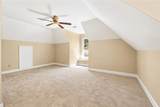 205 Standing Oak Place - Photo 21