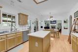 1060 Solitaire Court - Photo 13