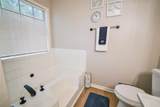 405 Jordan Lane - Photo 36