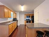 1421 Gates Circle - Photo 16
