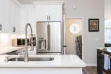 6060 Carriage Drive - Photo 4