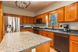 2037 Newport Dr - Photo 16