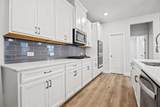 730 Lanarck Way - Photo 11