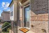 1002 Township Square - Photo 4