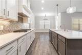 170 Weslyn Drive - Photo 10