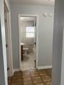 305 Oak Street - Photo 17