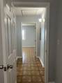 305 Oak Street - Photo 8