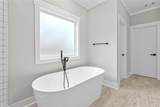 9129 Lakeview Parkway - Photo 29