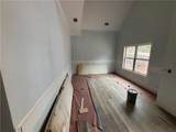 5585 Yorkshire Court - Photo 8
