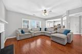 1322 Melrose Woods Ln - Photo 6