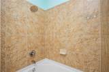 898 Oak Street - Photo 17