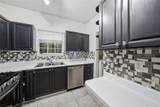584 Windsor Street - Photo 6