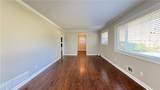 552 Sybil Lane - Photo 3