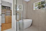 991 Courtenay Drive - Photo 41