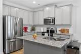 252 Regent Park - Photo 5