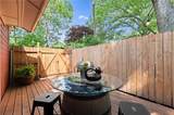 209 Hampshire Avenue - Photo 31