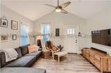 784 Hillmont Avenue - Photo 6